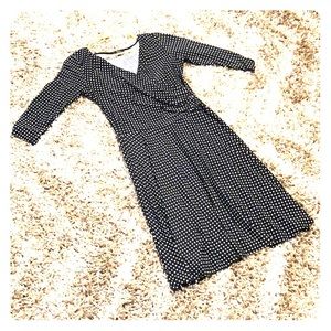 3/4 sleeve polka dot dress, navy - dipped neckline